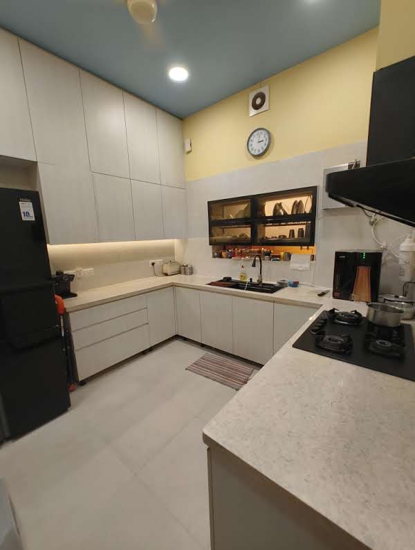 Maharani Bagh House for sale